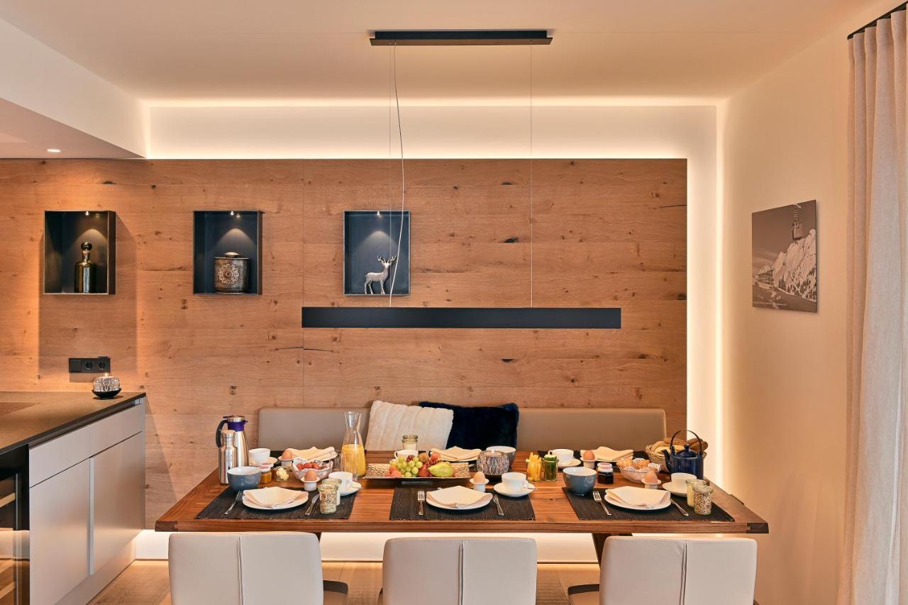 Chalet Hohe Welt - Luxury Apartments 레흐암 아르베르크 외부 사진